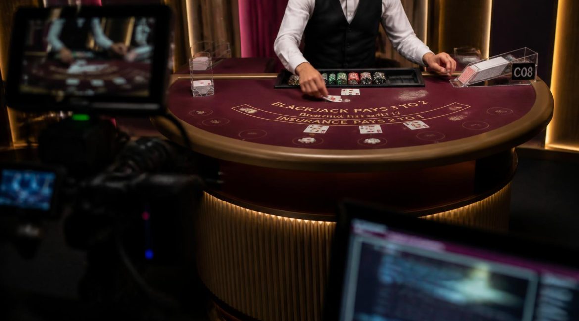 Live Dealer Tables